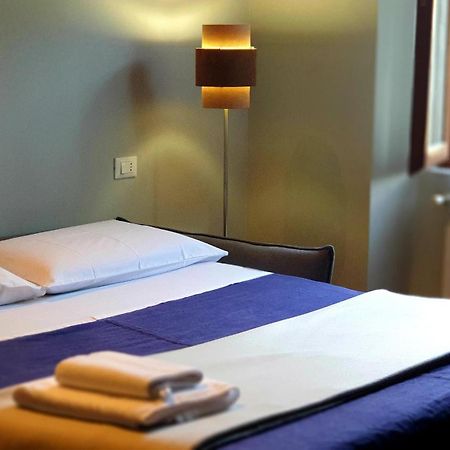 Bb26 Piave Apartment City Center Cremona Buitenkant foto